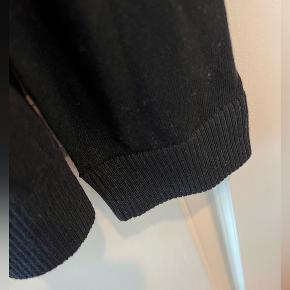 Everlane Crewneck Wool Sweater - Picture 6 of 13